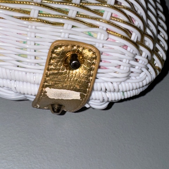 RARE Lilly Pulitzer Wicker Clam Style Handbag Purse White Gold - Picture 8 of 16